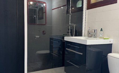 Castle for Sale in Sarlat-la-Canéda, Nouvelle-Aquitaine, France