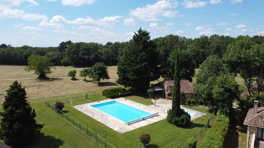 Estate in Sarlat-la-Canéda, Nouvelle-Aquitaine, France 5 - 16780448
