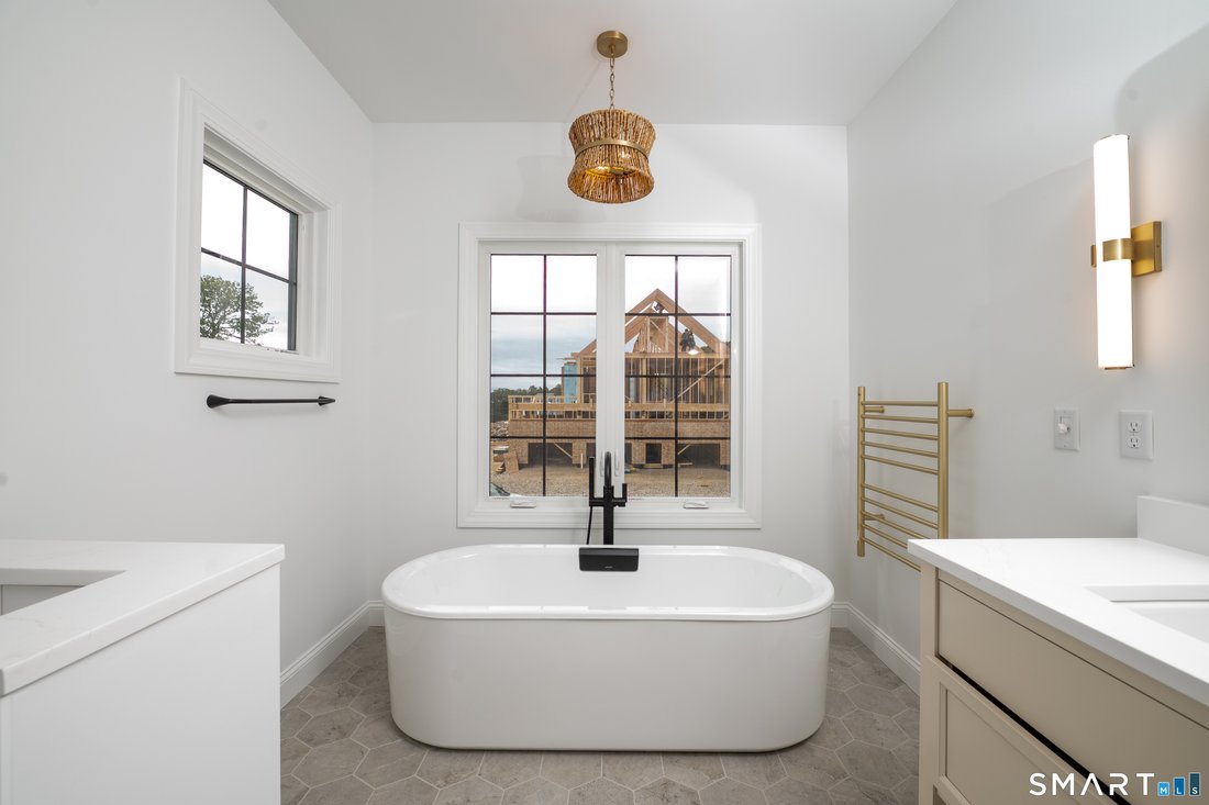 House in East Lyme, Connecticut, United States 3 - 16780880