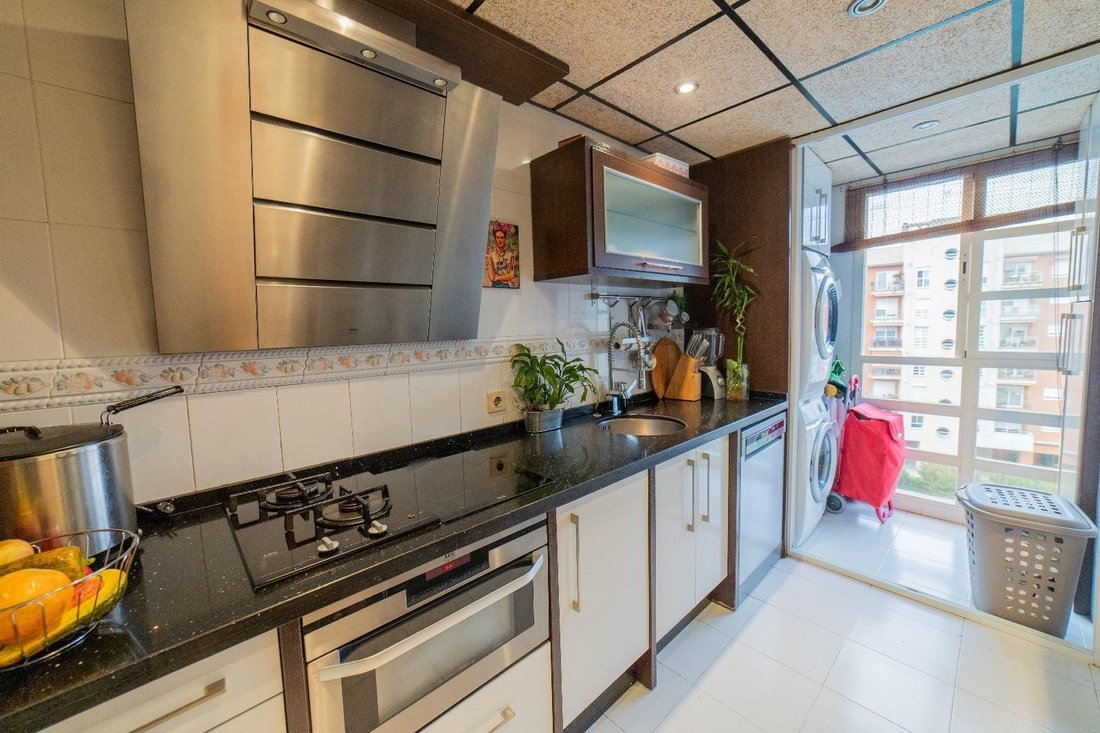 Apartment in Distrito San Pablo-Santa Justa, Seville, Spain 2 - 16782546