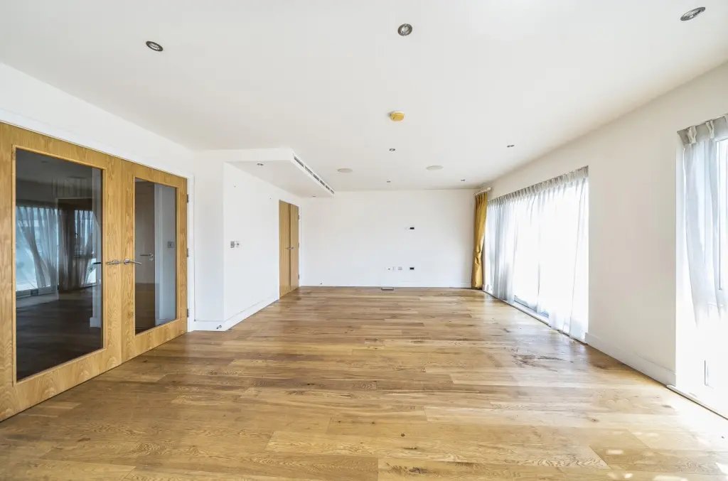 Apartment in Colindale, Barnet, England 5 - 16777247