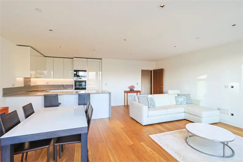Apartment in Ealing (London Borough of Ealing), Ealing, England 2 - 16777255