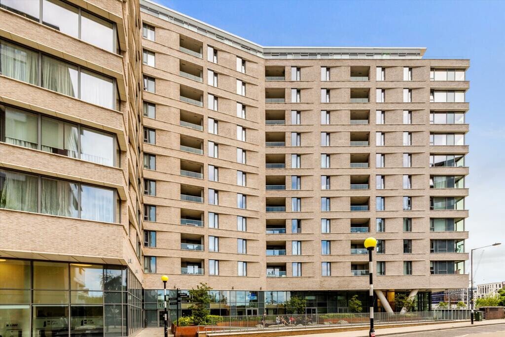 Apartment in Camden Town, Camden, England 4 - 16777225