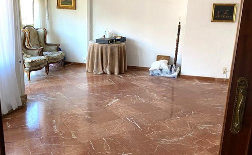 Castle for Sale in Casco Antiguo, Seville, Spain