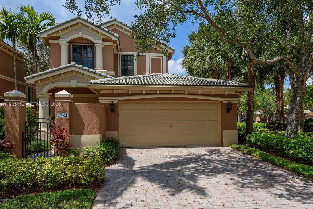 House in Weston, Florida, United States 1 - 16781087