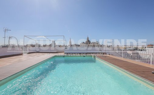 Castle for Sale in Casco Antiguo, Seville, Spain