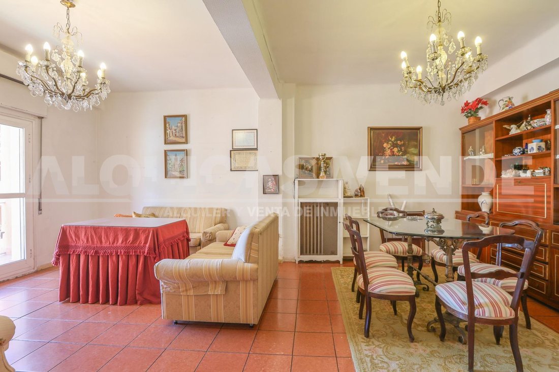 Apartment in Casco Antiguo, Seville, Spain 2 - 16782557