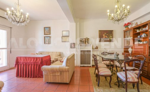 Castle for Sale in Casco Antiguo, Seville, Spain
