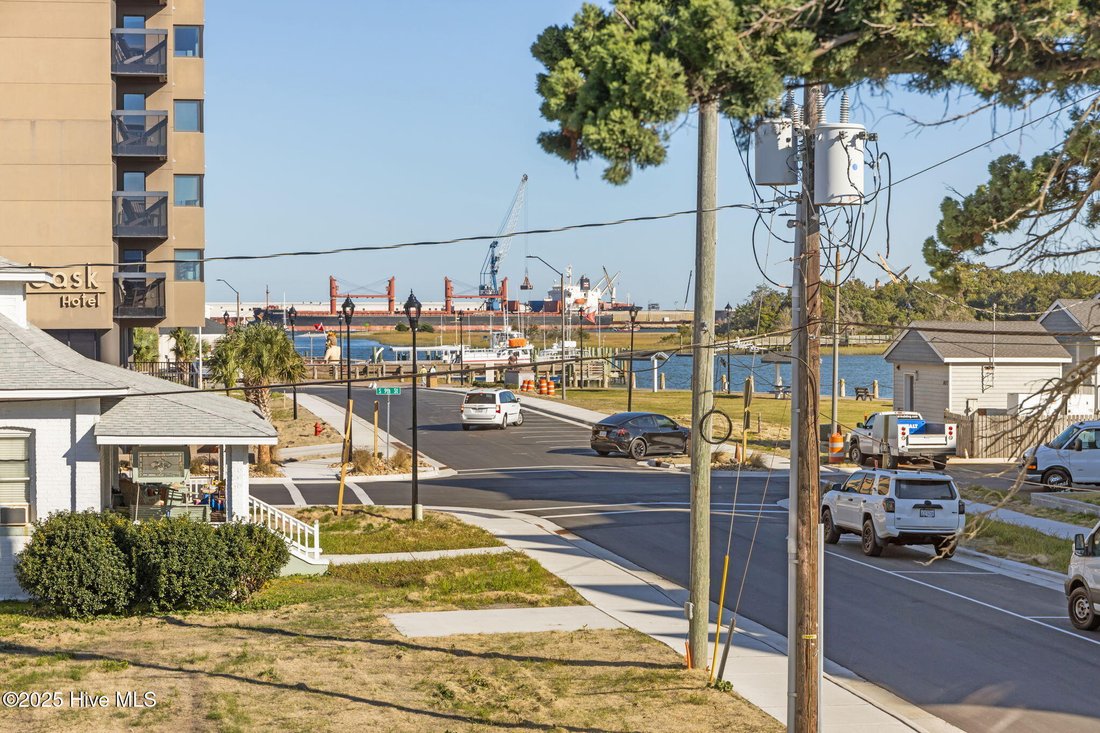 House in Morehead City, North Carolina, United States 2 - 16778487
