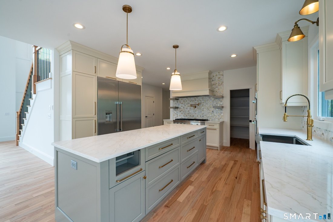 House in East Lyme, Connecticut, United States 3 - 16780878