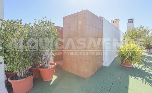 Castle for Sale in Casco Antiguo, Seville, Spain