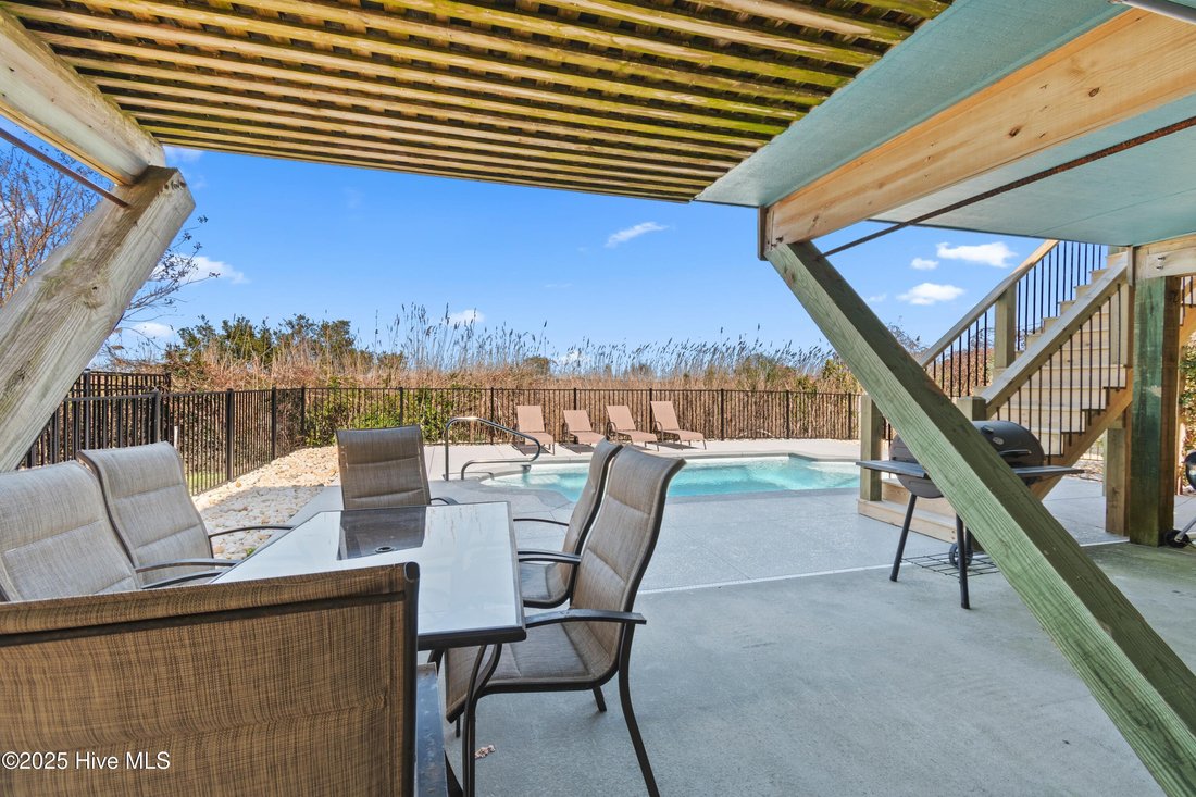 House in Oak Island, North Carolina, United States 3 - 16778052