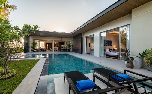 Villa in Thep Krasatti, Phuket, Thailand 1