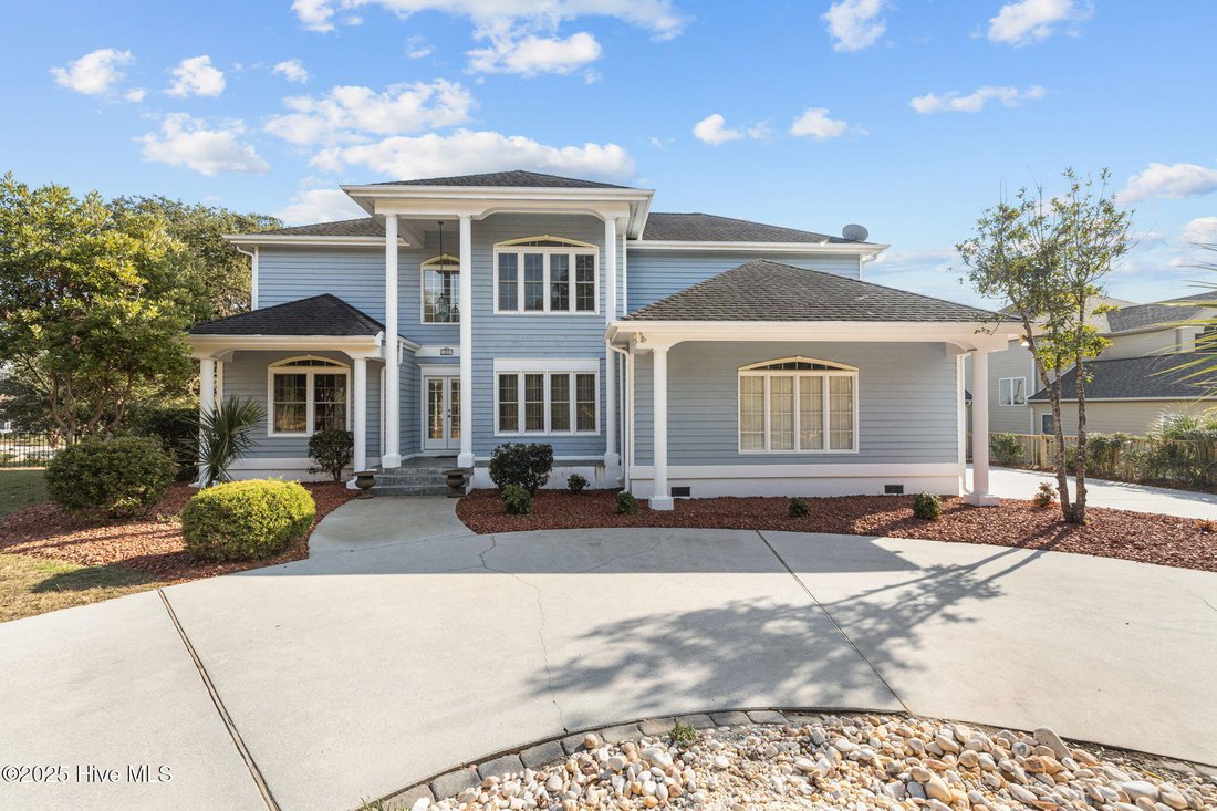 House in Emerald Isle, North Carolina, United States 2 - 16777615