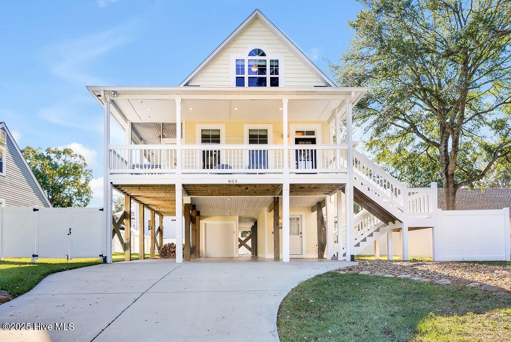 House in Oak Island, North Carolina, United States 1 - 16778203