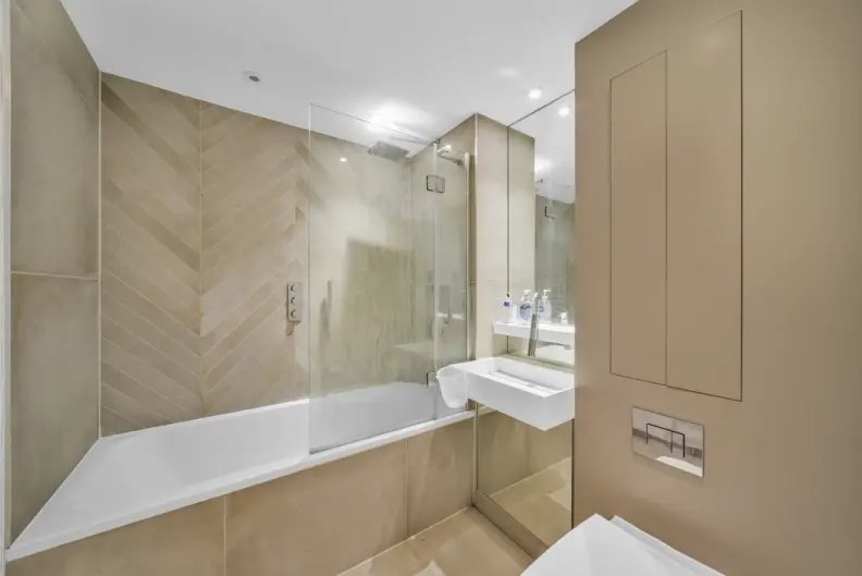 Apartment in Surrey Quays, Southwark, England 5 - 16777270