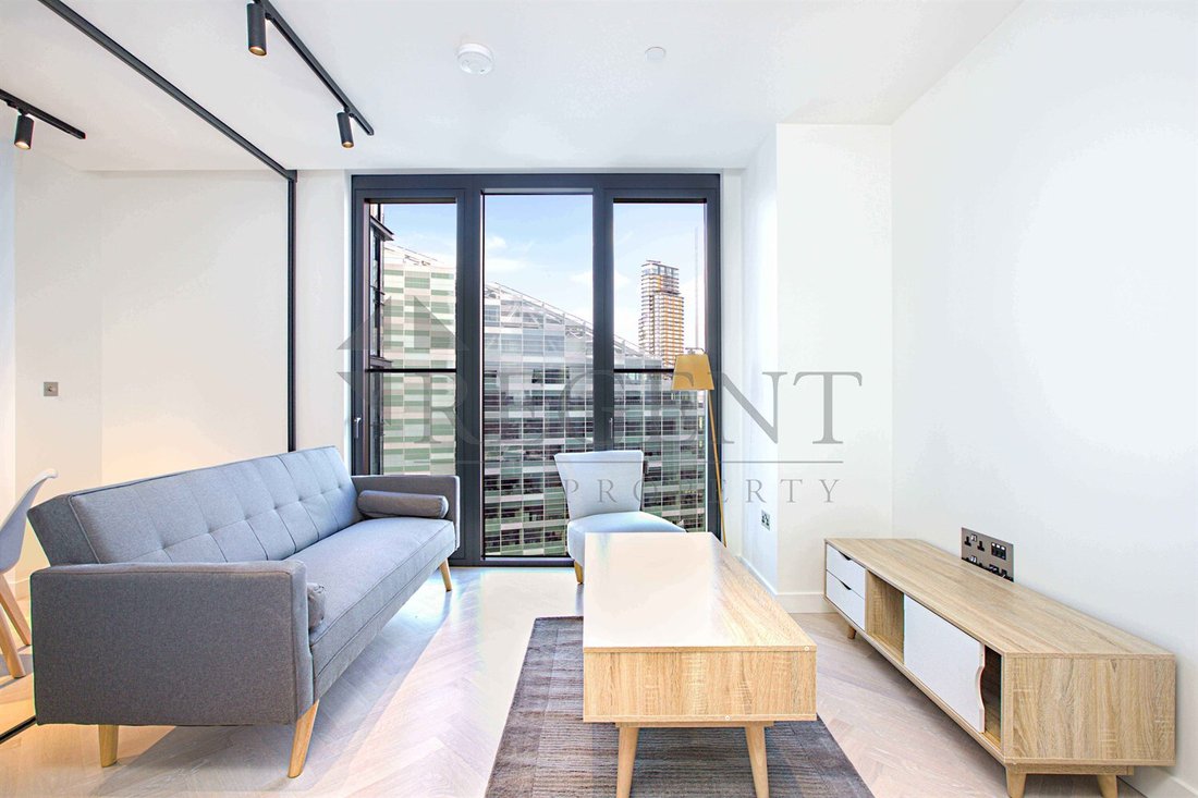 Apartment in EC2, Islington, England 1 - 16780196