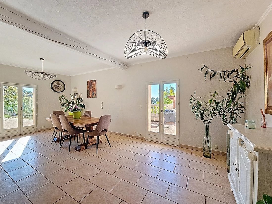 House in Saint-Laurent-du-Var, Provence-Alpes-Côte d'Azur, France 5 - 16780419