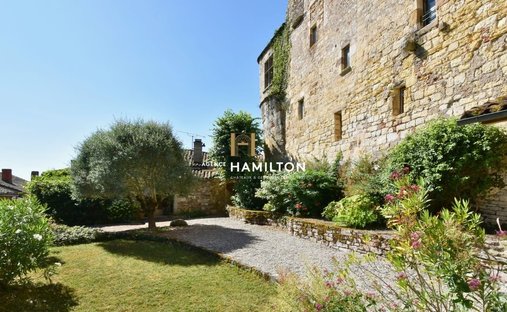 Estate in Cordes-sur-Ciel, Occitania, France 1