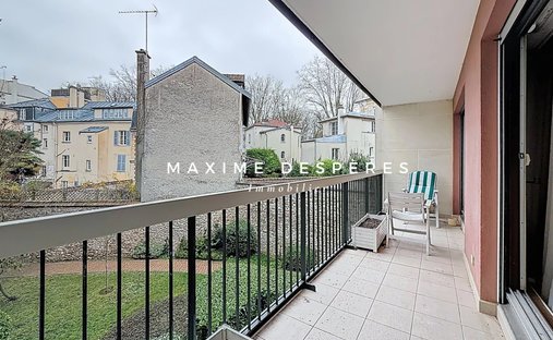 Apartment in Montreuil, Versailles, France 1