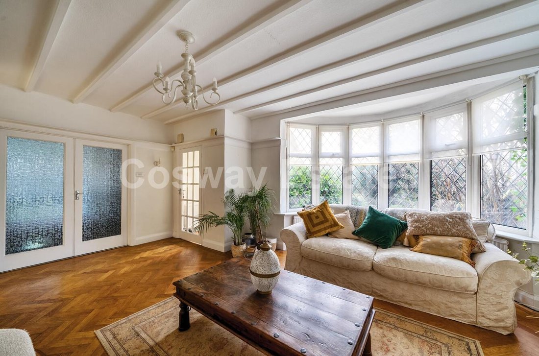 House in Charing Cross, Westminster, England 4 - 16776952