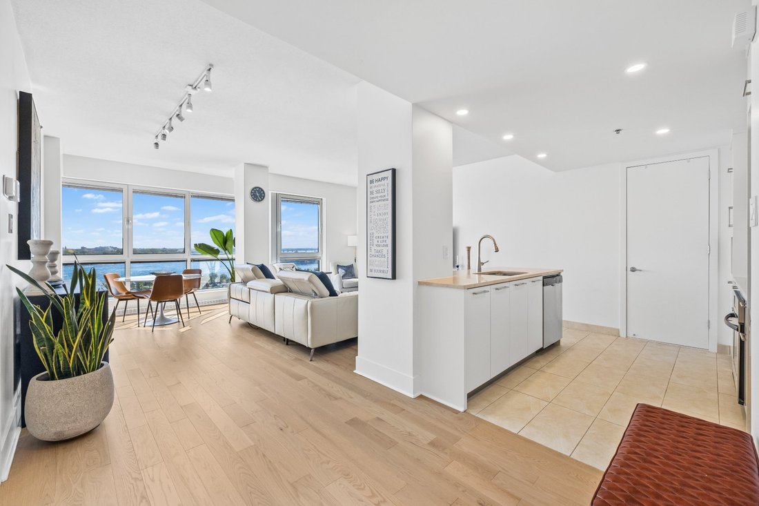 Apartment in Montréal, Quebec, Canada 4 - 16780568