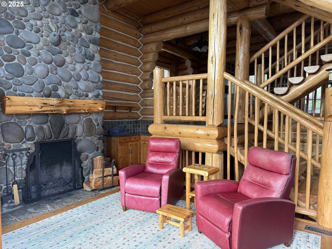 House in Maupin, Oregon, United States 4 - 16779732