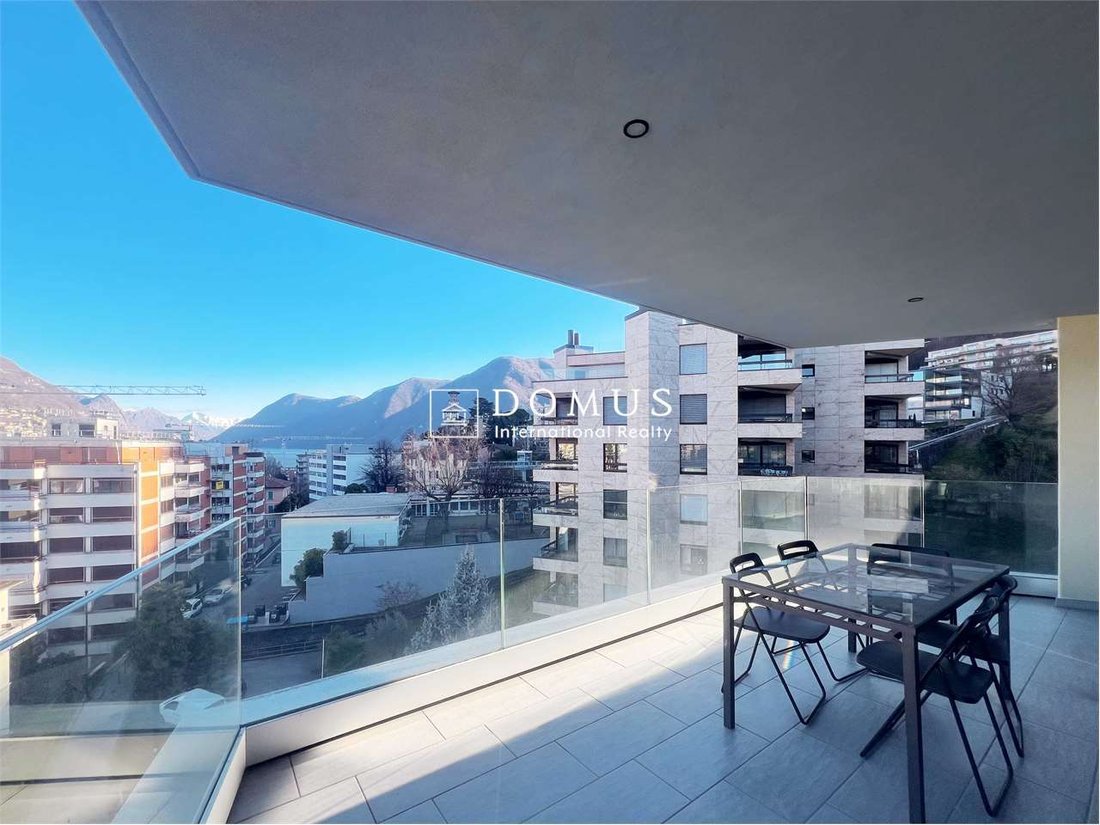 Wonderful Luxury Flat In Paradiso