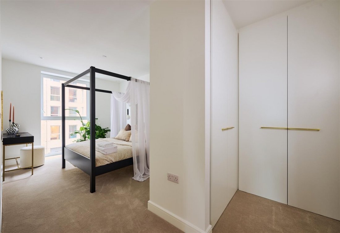 Apartment in Alperton, Brent, England 5 - 16780025
