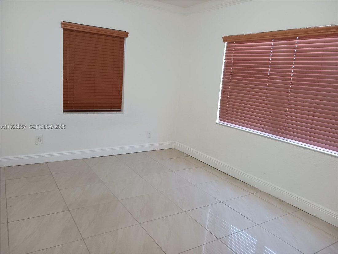 Apartment in Coral Gables, Florida, United States 4 - 16781531