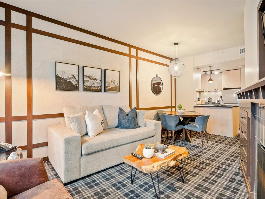 Condo in Whistler, British Columbia, Canada 2 - 16781239