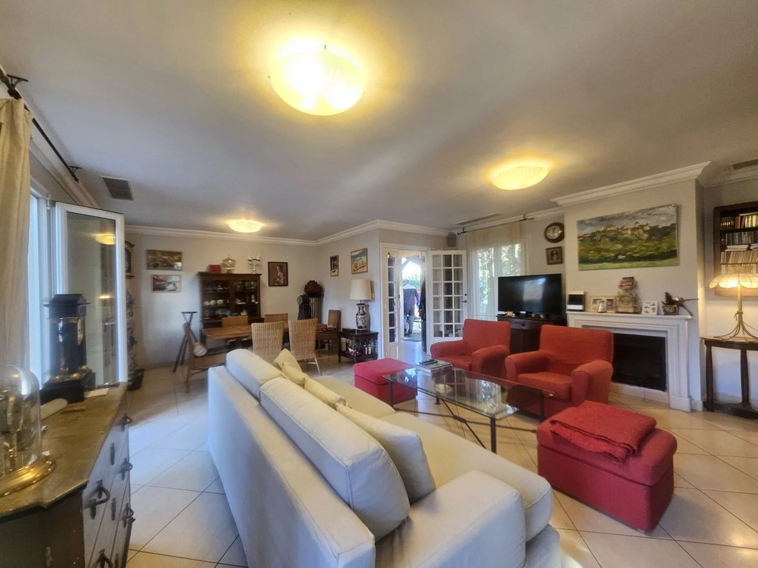 House in Blanchisserie, Le Cannet, France 2 - 16779233
