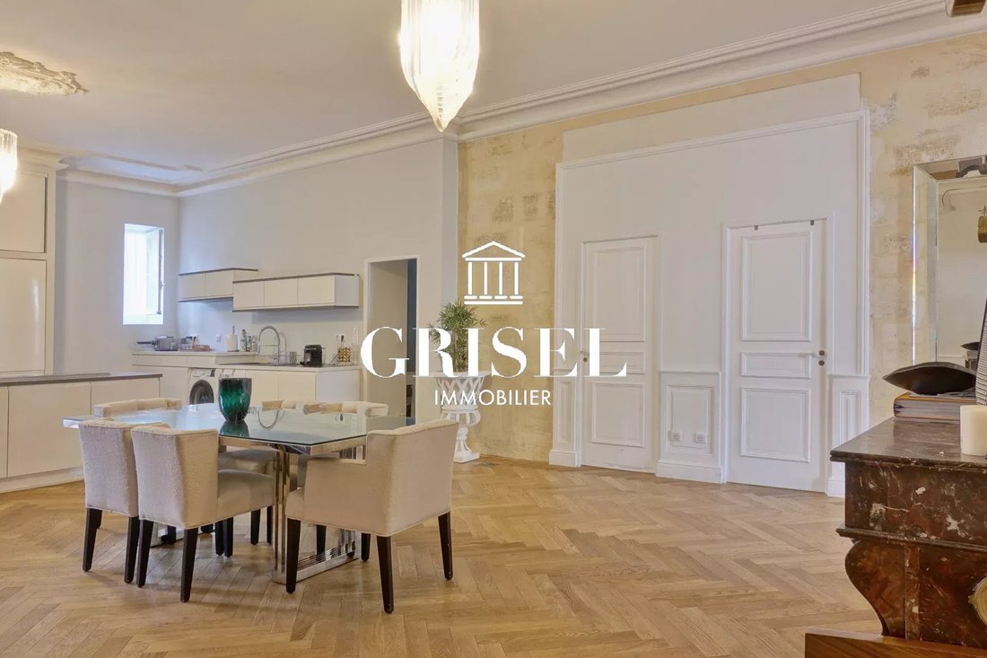 Apartment in Hôtel de Ville-Quinconce-Saint Seurin-Fondaudège, Bordeaux, France 2 - 16780593