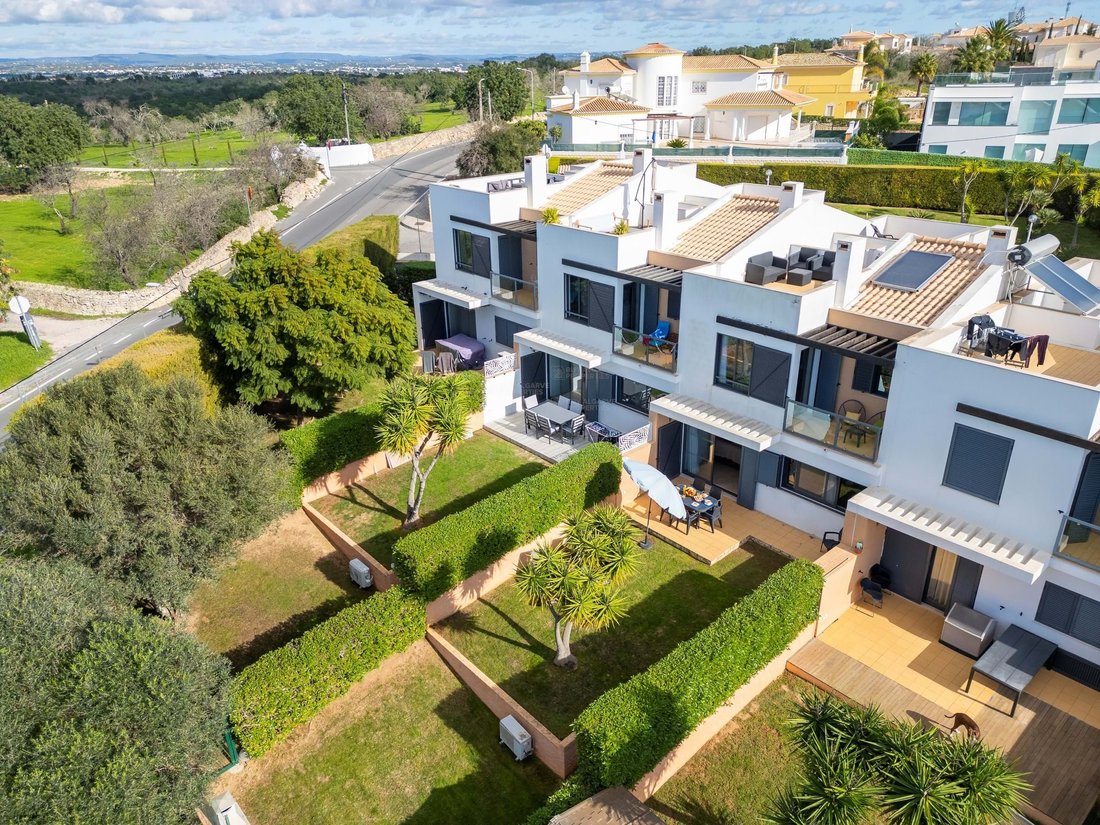 Townhouse in Olhos de Agua, Algarve, Portugal 3 - 16779765