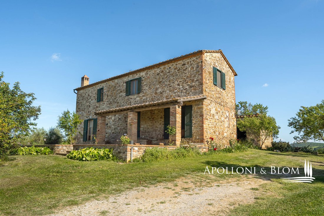 House in Asciano, Tuscany, Italy 2 - 16780586