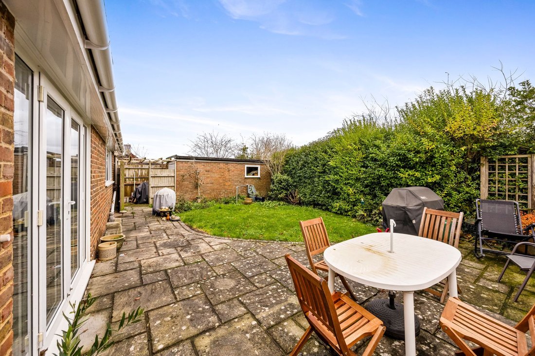Chalet in Upper Beeding, England 4 - 16779349