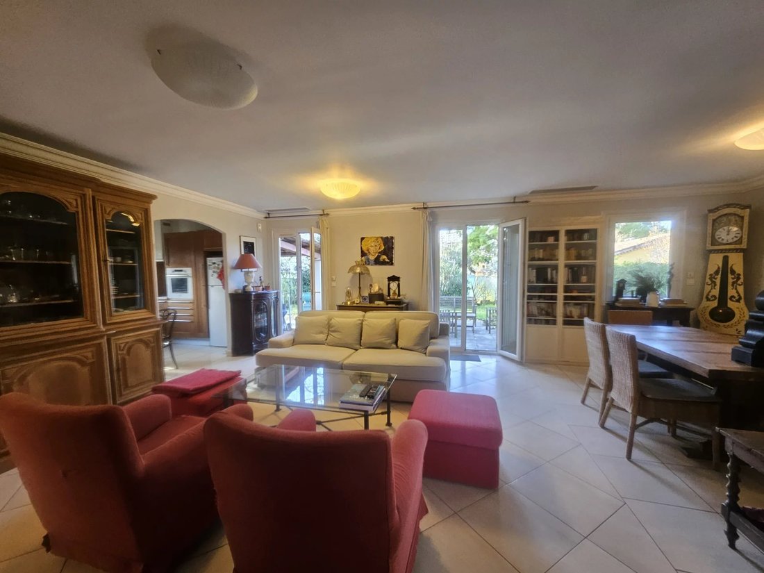 House in Blanchisserie, Le Cannet, France 3 - 16779233