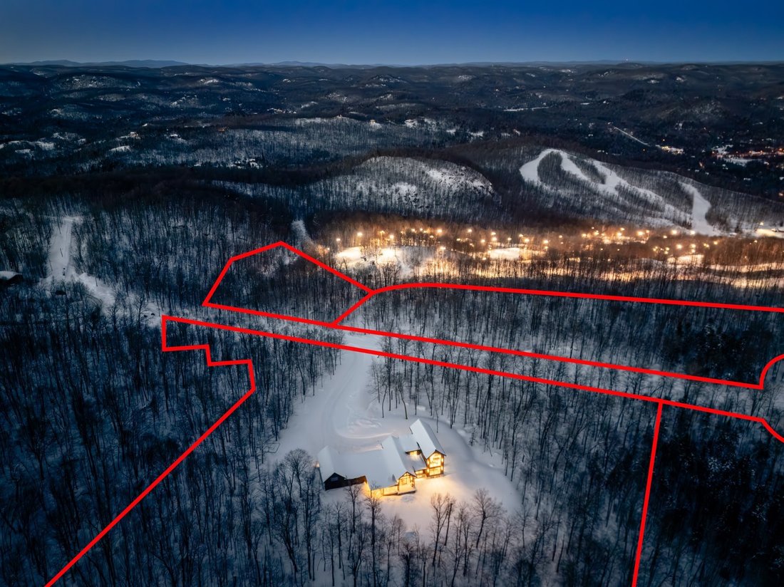 Morin-Heights, Quebec, Canada 2 - 16780589