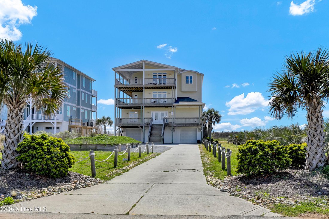 House in Topsail Beach, North Carolina, United States 2 - 16777371