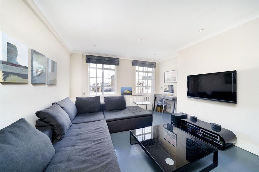 Apartment in Knightsbridge, Kensington And Chelsea, England 2 - 16780093
