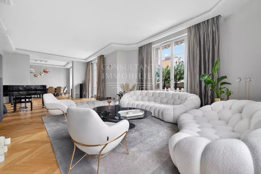 Apartment in Muette Sud, Paris 16e Arrondissement, Paris 1 - 16778922