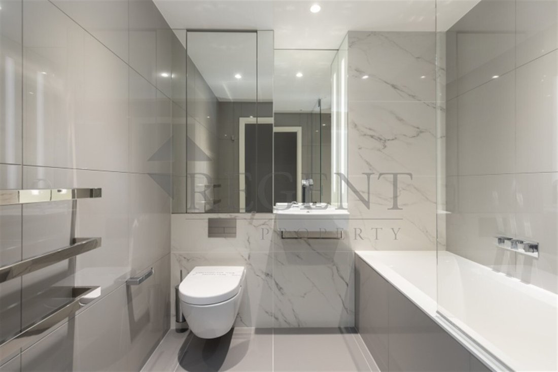 Apartment in Poplar, Tower Hamlets, England 4 - 16780014