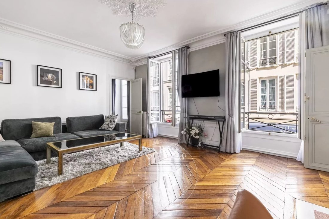 Apartment in Invalides, Paris 7e Arrondissement, Paris 4 - 16779217