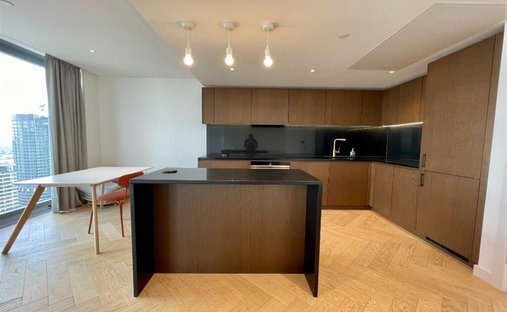 Apartment in Canary Wharf, Tower Hamlets, England 1