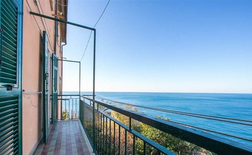 Castle for Sale in Riomaggiore, Liguria, Italy - 4