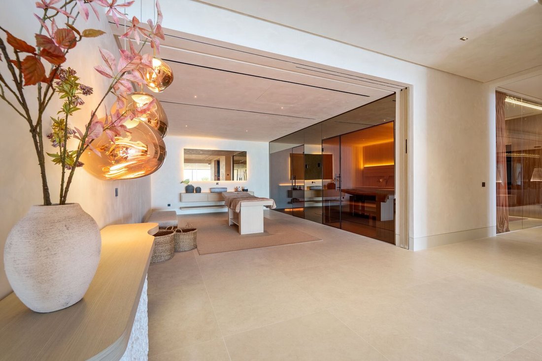 Villa in La Quinta, Benahavis, Andalusia 5 - 16780847