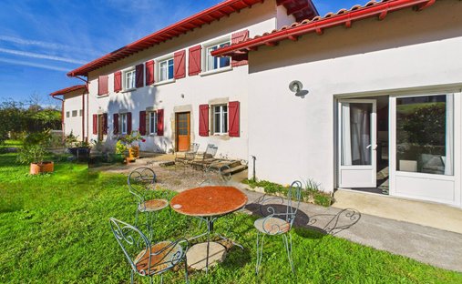House in Guiche, Nouvelle-Aquitaine, France 1
