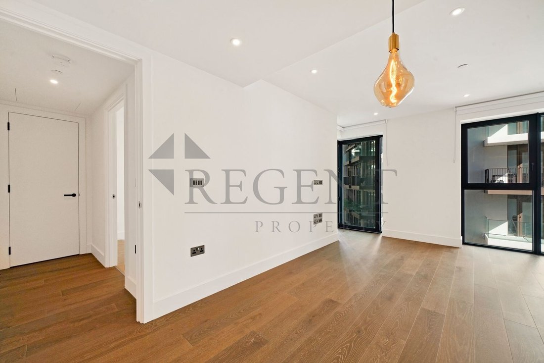 Apartment in White City, Hammersmith and Fulham, England 2 - 16780127