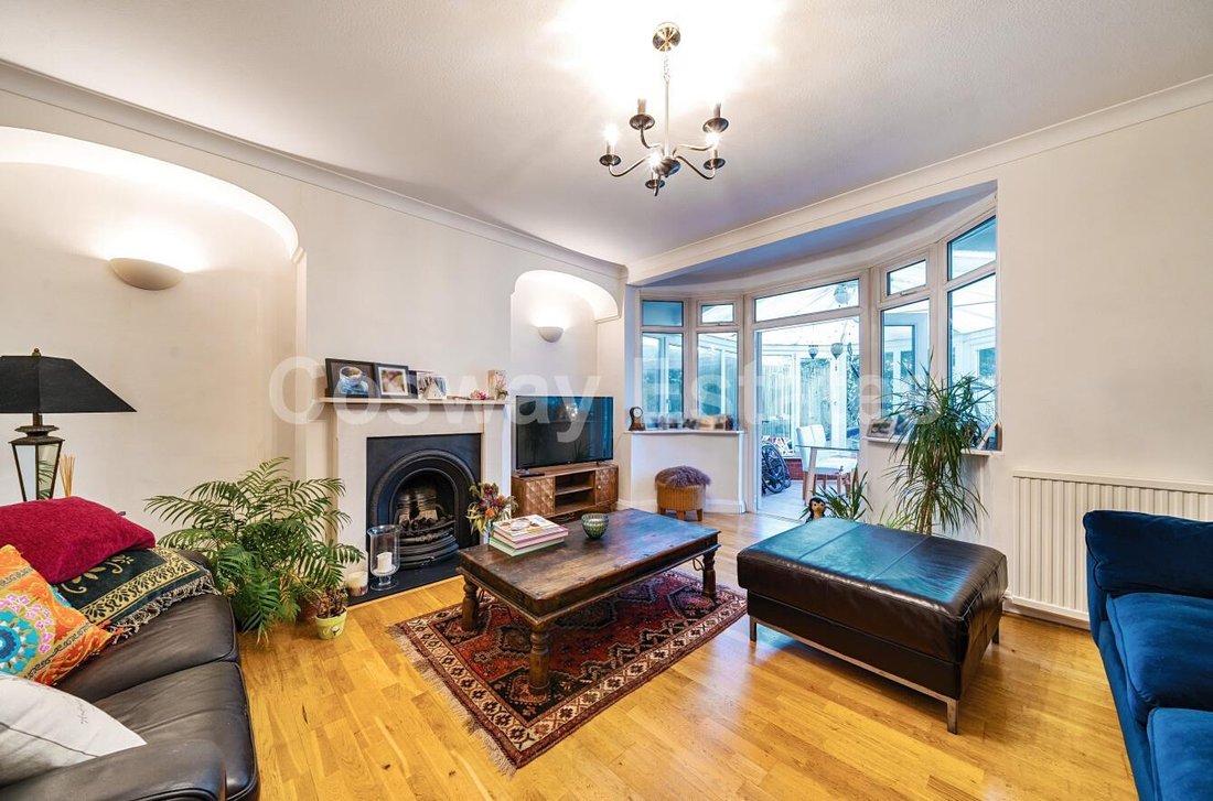 House in Charing Cross, Westminster, England 5 - 16776952