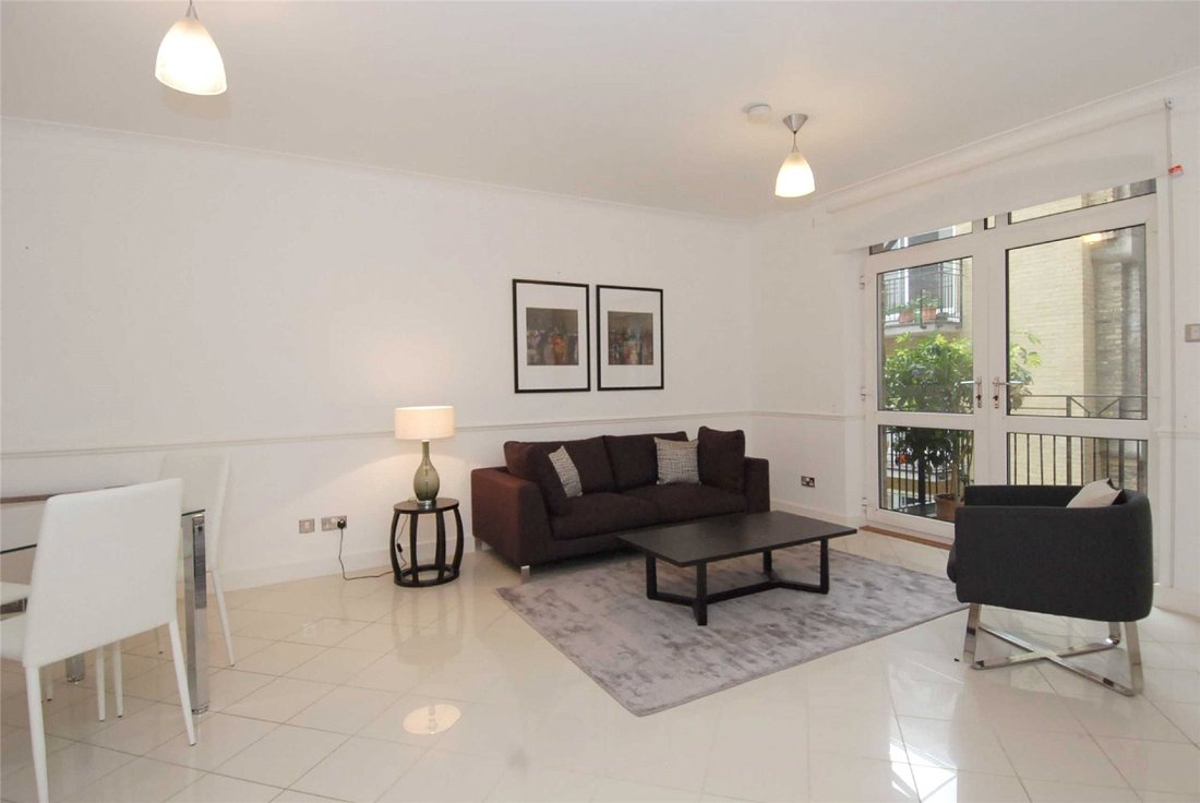 Apartment in EC4, City of London, England 1 - 16780055